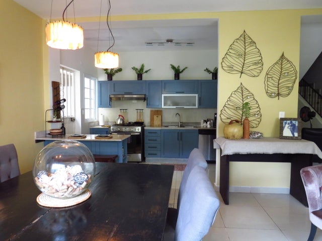 Beautiful House - Casa en Altos de Panamá